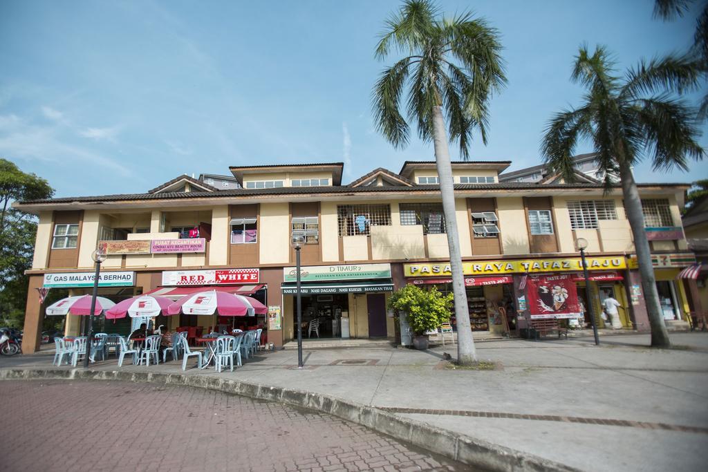 Apartamento Putra Harmoni Putrajaya Exterior foto