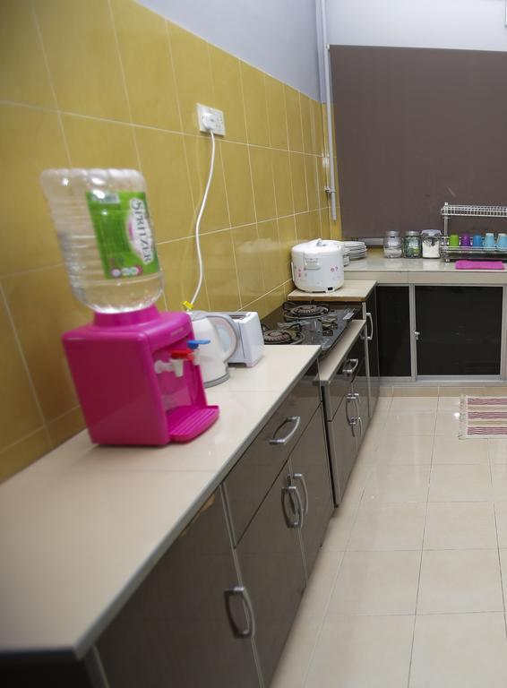 Apartamento Putra Harmoni Putrajaya Exterior foto